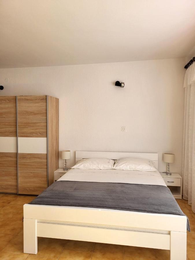 Apartments Gorana Novi Vinodolski Exterior photo