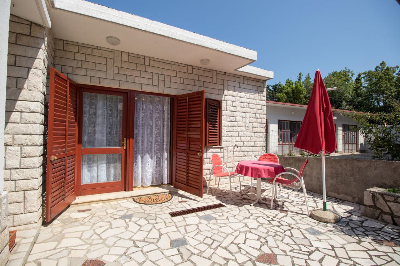 Apartments Gorana Novi Vinodolski Exterior photo