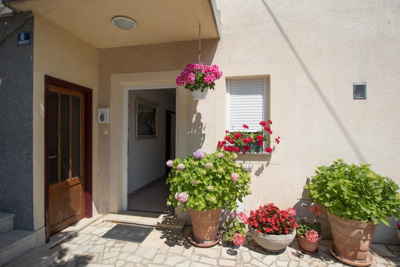 Apartments Gorana Novi Vinodolski Exterior photo