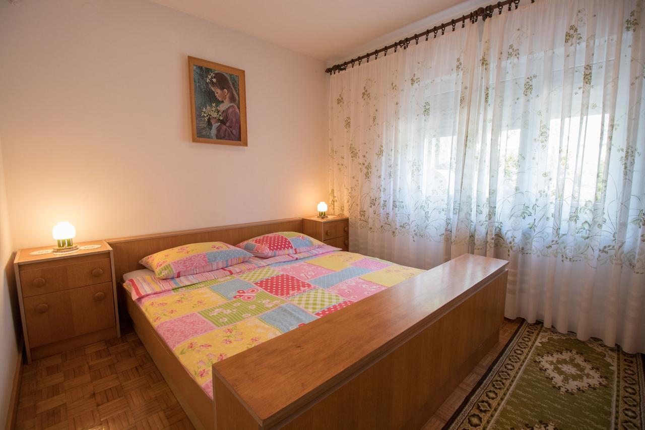Apartments Gorana Novi Vinodolski Exterior photo